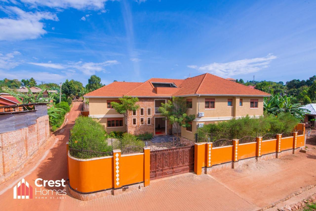 Crest Homes Uganda Kitende Exteriér fotografie