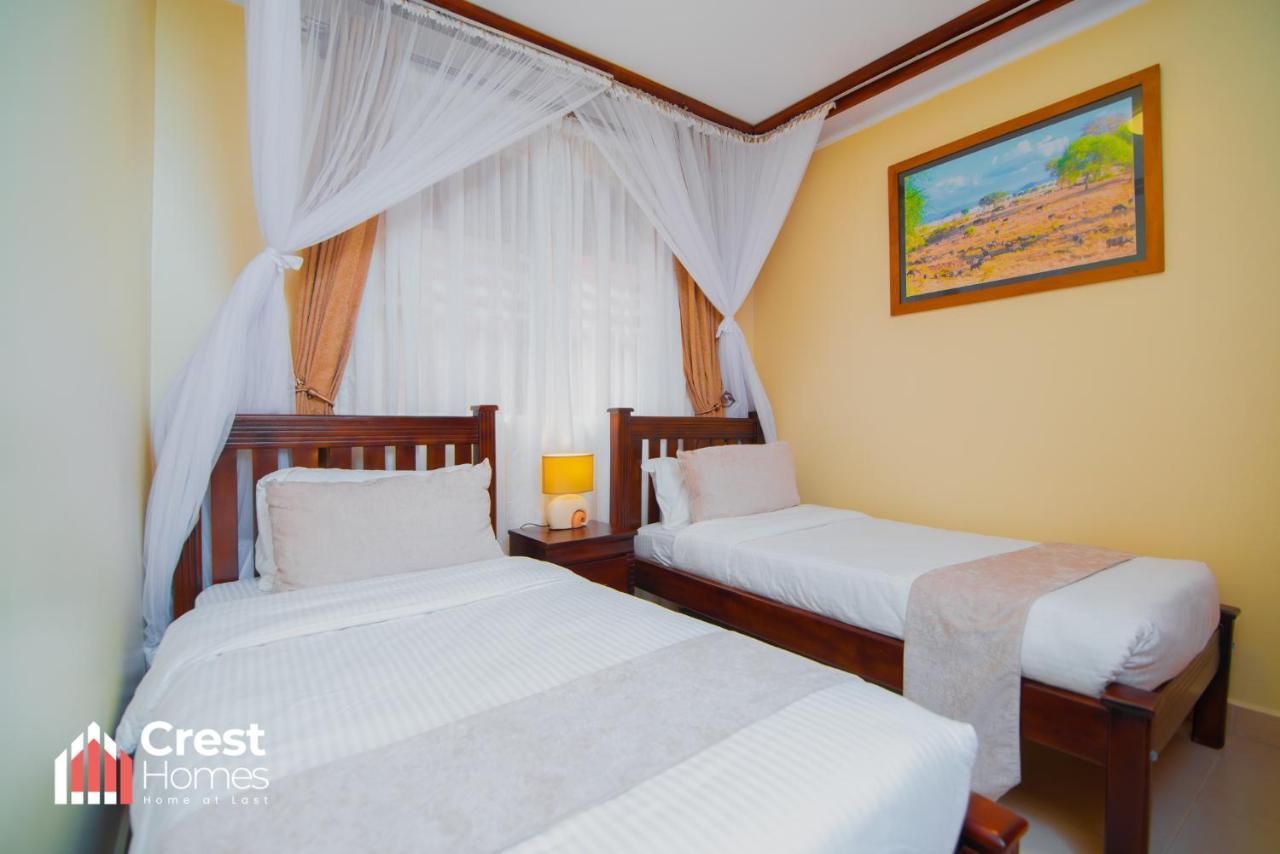 Crest Homes Uganda Kitende Exteriér fotografie