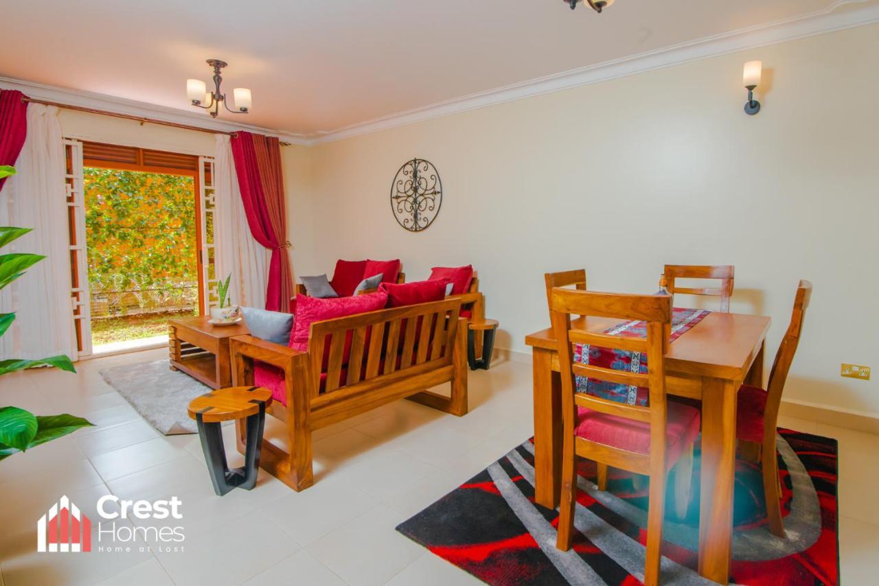 Crest Homes Uganda Kitende Exteriér fotografie