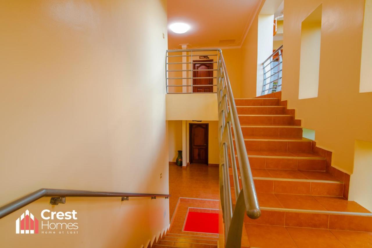 Crest Homes Uganda Kitende Exteriér fotografie